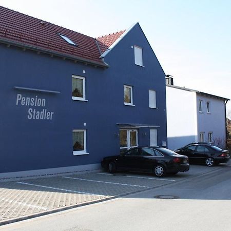 Pension Stadler Obertraubling エクステリア 写真